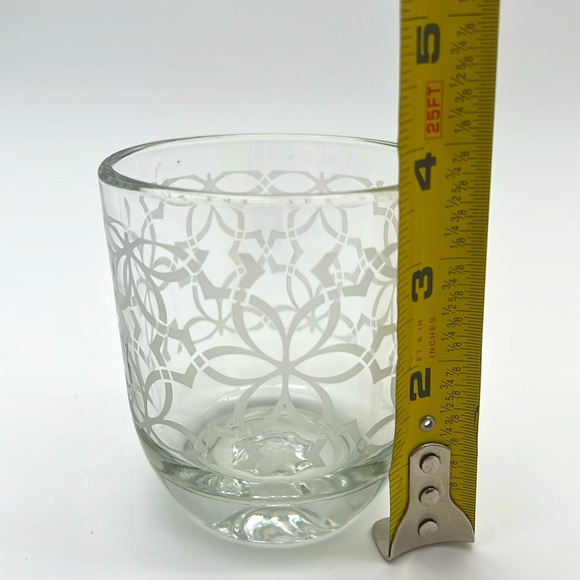 Vintage Celtic Pattern Embossed Whiskey / Cocktail Drinking Glasses (Set of 2) - Picture 7 of 8